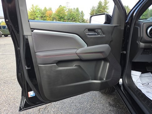 New 2026 Chevrolet Colorado Z71 w/ Technology Package image 26