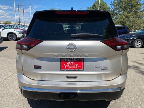 New 2026 Nissan Rogue Platinum image 4