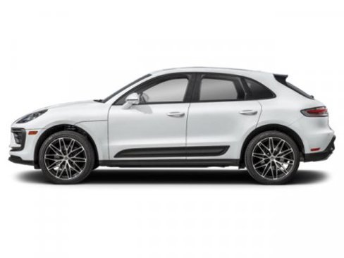 Used 2025 Porsche Macan image 3