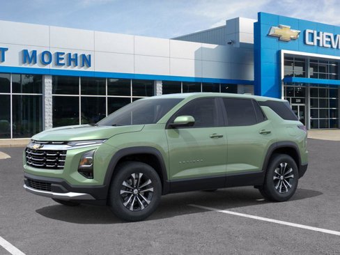 New 2026 Chevrolet Equinox LT image 2