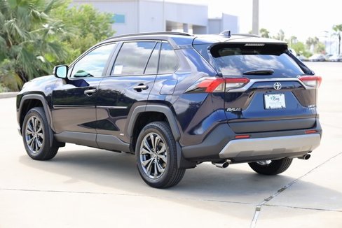 New 2025 Toyota RAV4 Limited image 6