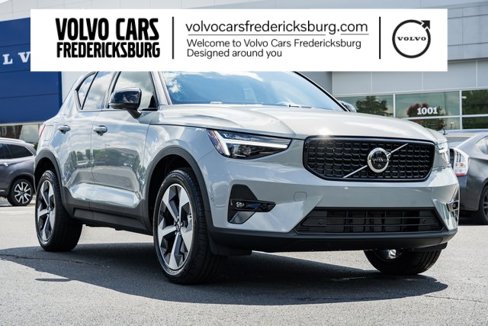 New 2026 Volvo XC40 B5 Plus w/ Protection Package Premier image 1