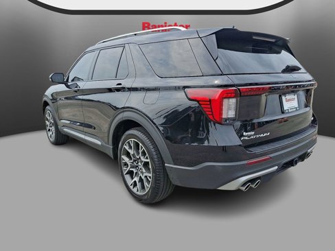 Used 2025 Ford Explorer Platinum w/ Ultimate Package image 6