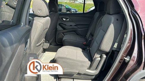 Used 2023 Chevrolet Traverse LT w/ Midnight/Sport Edition image 28
