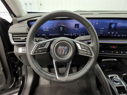 Used 2025 Buick Envision Preferred image 21