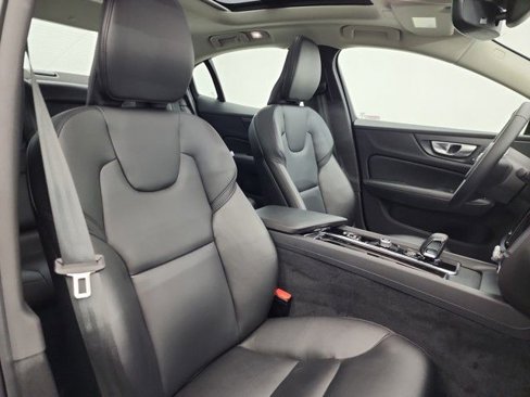 Used 2024 Volvo S60 B5 Core image 33