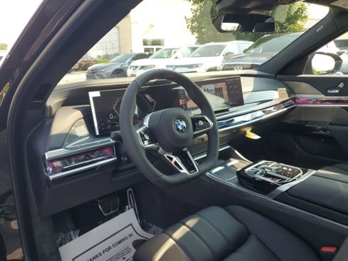 New 2025 BMW 760i xDrive image 22