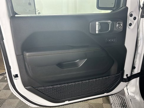 New 2025 Jeep Wrangler Sahara image 11