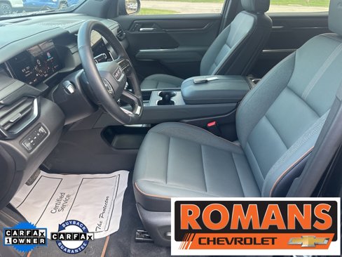 Used 2024 GMC Acadia AT4 w/ Luxury Package image 10