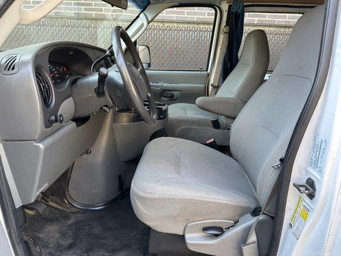 Used 2008 Ford E-250 and Econoline 250 image 16