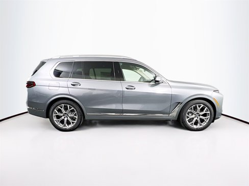 New 2026 BMW X7 xDrive40i image 8