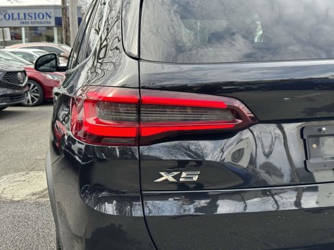 Used 2023 BMW X5 sDrive40i image 11