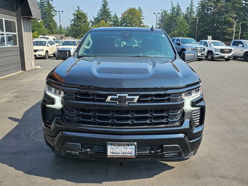 Used 2024 Chevrolet Silverado 1500 RST image 2