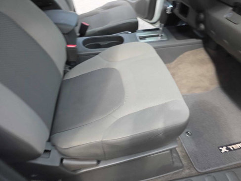 Used 2013 Nissan Xterra S w/ Value Package image 21