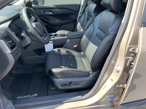 New 2026 Nissan Rogue SV image 14