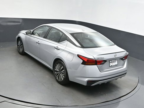 Used 2024 Nissan Altima 2.5 SV image 33