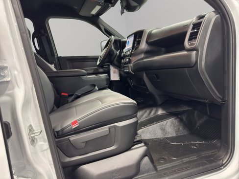 New 2026 RAM 5500 Tradesman w/ Chrome Appearance Group image 9