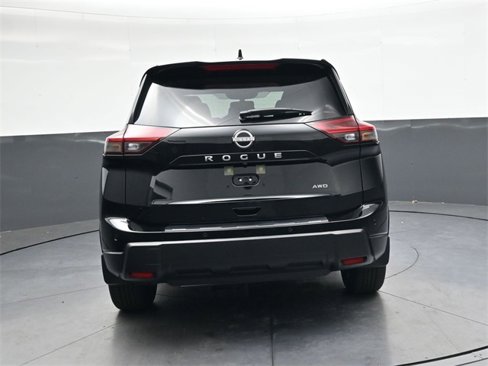 New 2026 Nissan Rogue SV image 5