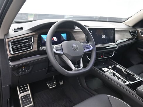 New 2025 Volkswagen Atlas SEL Premium R-Line image 7