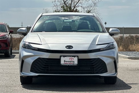 New 2026 Toyota Camry LE image 9