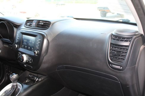 Used 2019 Kia Soul + image 23