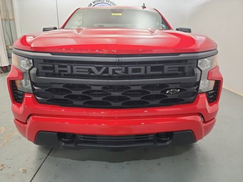 Used 2024 Chevrolet Silverado 1500 Custom w/ Turbomax Blackout Package image 12