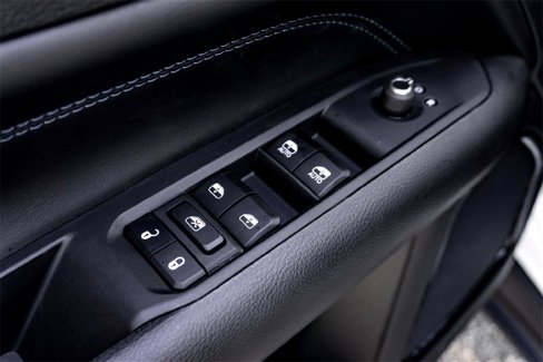 New 2026 Jeep Compass Latitude image 8