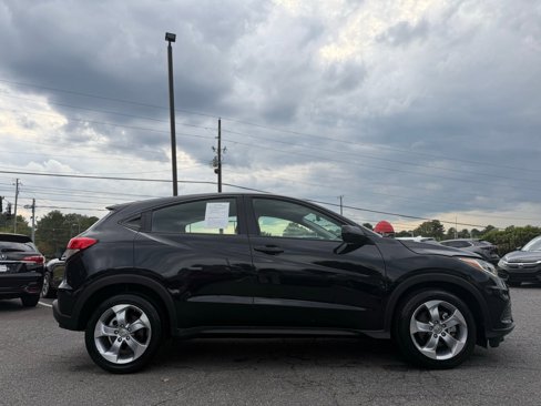 Used 2020 Honda HR-V LX image 6