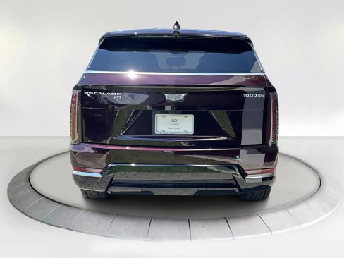 New 2026 Cadillac Escalade IQ Luxury 2 image 4