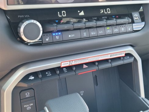 New 2025 Toyota Tundra Platinum image 19