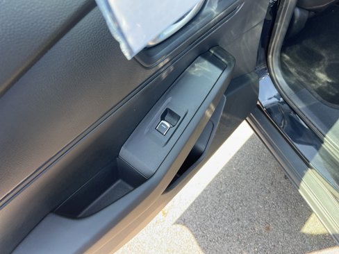 Used 2024 Honda Accord EX image 29