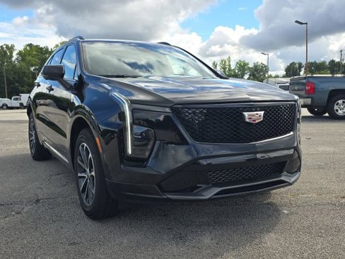Used 2025 Cadillac XT4 Sport image 7