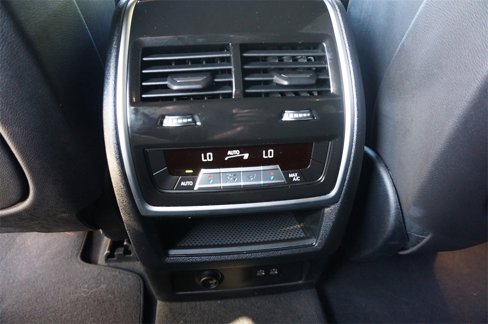 Used 2024 BMW X5 sDrive40i w/ M Sport Package image 16