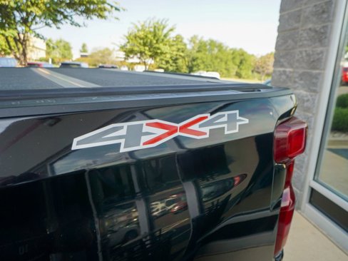 Used 2022 Chevrolet Silverado 1500 RST w/ Redline Edition image 16