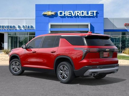 New 2026 Chevrolet Traverse LT image 3
