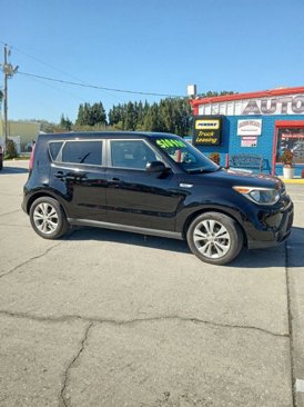 Used 2015 Kia Soul + image 8