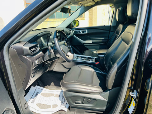 Used 2021 Ford Explorer XLT w/ Equipment Group 202A image 21