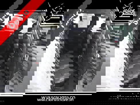 New 2025 Volvo XC40 B5 Core image 30