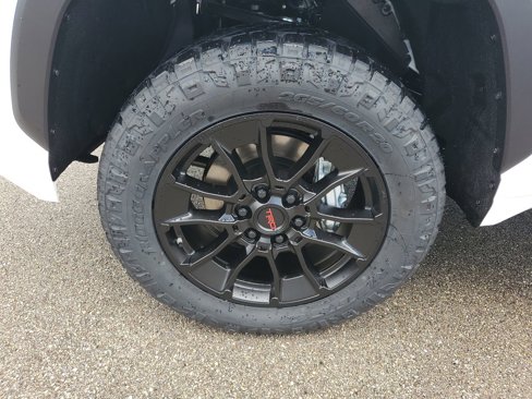 New 2026 Toyota Tundra SR5 image 9