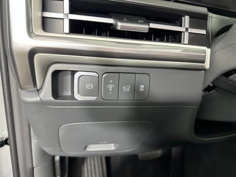 Certified 2025 Hyundai Santa Fe SEL image 47
