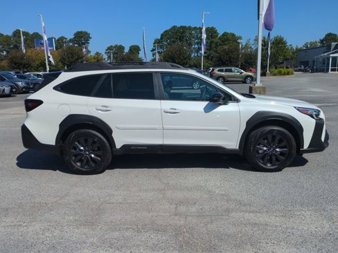 New 2025 Subaru Outback Onyx Edition image 2