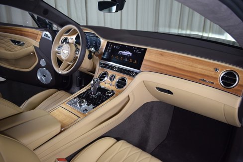 New 2024 Bentley Continental GT Azure image 22