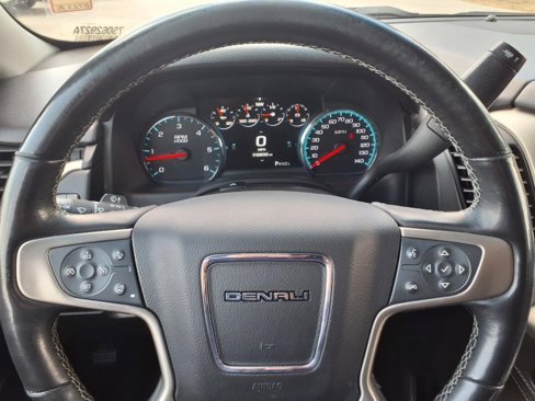 Used 2020 GMC Yukon XL Denali image 27