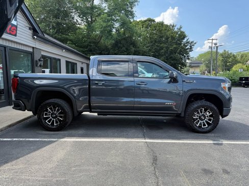 Used 2022 GMC Sierra 1500 AT4 w/ AT4 Preferred Package image 2