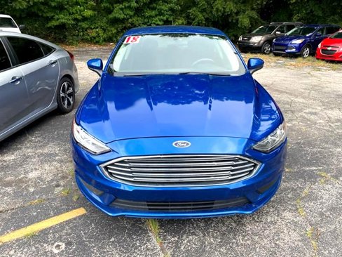 Used 2018 Ford Fusion SE w/ Fusion SE Technology Package image 16