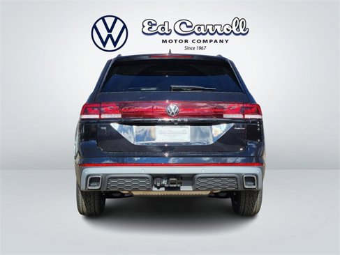 New 2025 Volkswagen Atlas Peak Edition SE image 6