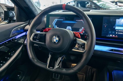 Used 2025 BMW M5 w/ Carbon Package image 20
