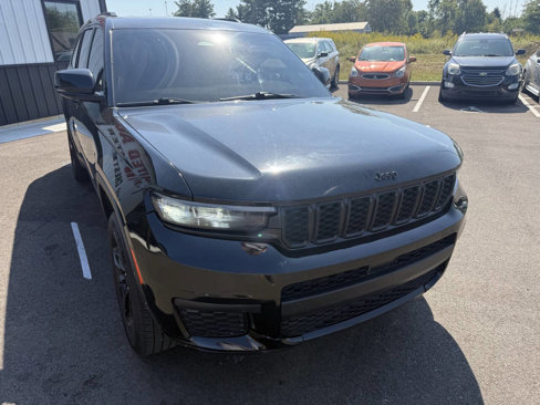Used 2021 Jeep Grand Cherokee L Laredo image 5
