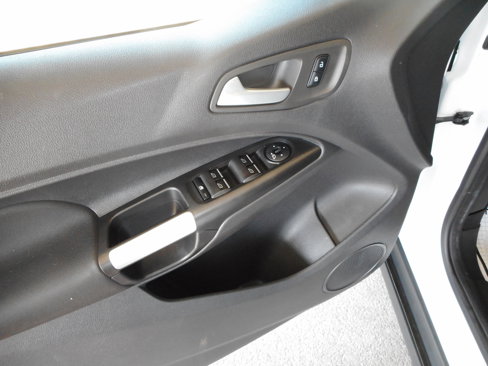 Used 2016 Ford Transit Connect XLT image 15