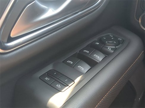 Used 2024 GMC Yukon XL AT4 w/ Technology Package image 13